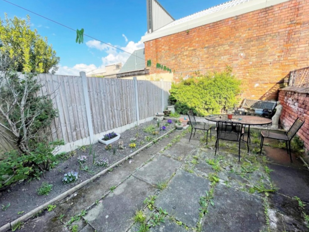 20 Pybus Street